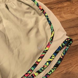 Nike shorts size medium